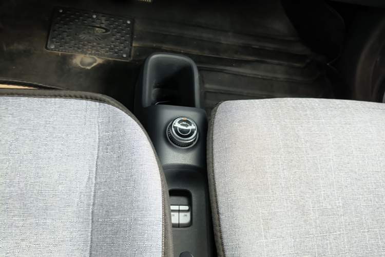 Used Wuling Zhiguang New Energy 2025 Comfort Model Gear Lever