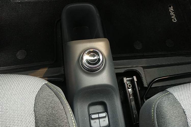 Used Wuling Zhiguang New Energy 2025 Model 305km Ambitious Edition Gear Lever