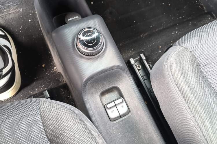 Used Wuling Zhiguang New Energy 2025 Comfort Model Gear Lever