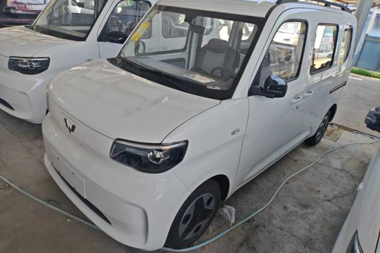 Used Wuling Zhiguang New Energy 2025 Model 305km Ambitious Edition Guazi used car, China used car export, Used car for sale, Used  cars, Cheapest cars for sale