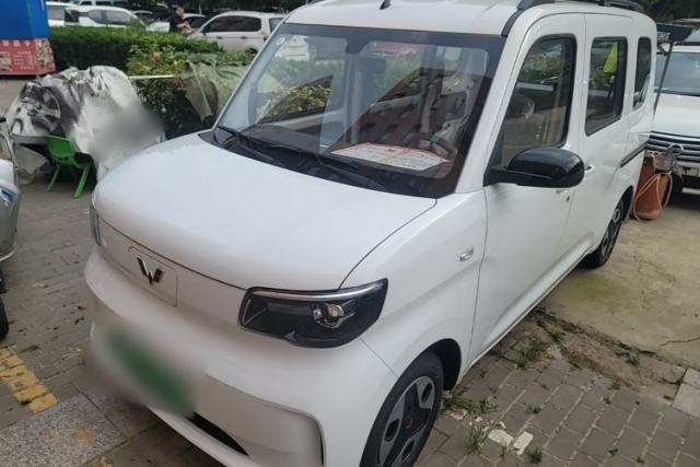 Used Wuling Zhiguang New Energy 2025 Model 305km Ambitious Edition