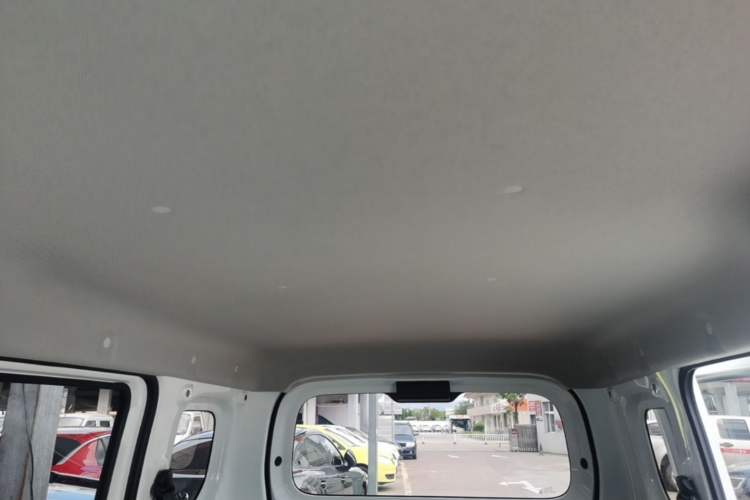 Used Wuling Zhiguang New Energy 2025 Standard Model Headliner