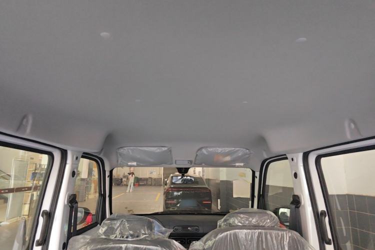 Used Wuling Zhiguang New Energy 2025 Model 305km Ambitious Edition Headliner