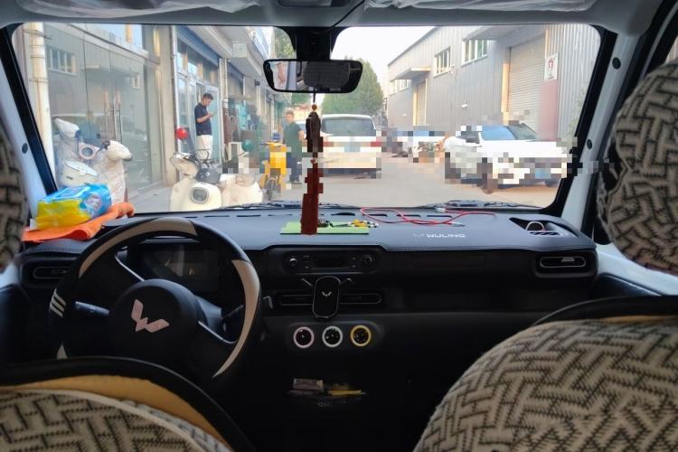 Used Wuling Zhiguang New Energy 2025 Standard Model Headliner
