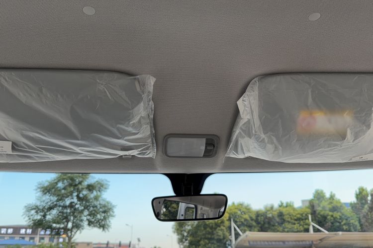 Used Wuling Zhiguang New Energy 2025 Model 305km Ambitious Edition Headliner