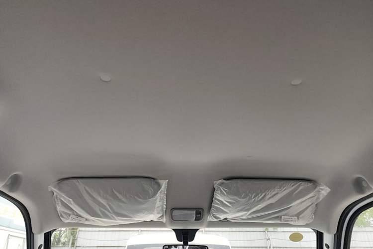 Used Wuling Zhiguang New Energy 2025 Standard Model Headliner