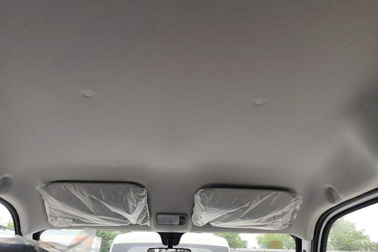 Used Wuling Zhiguang New Energy 2025 Standard Model Headliner