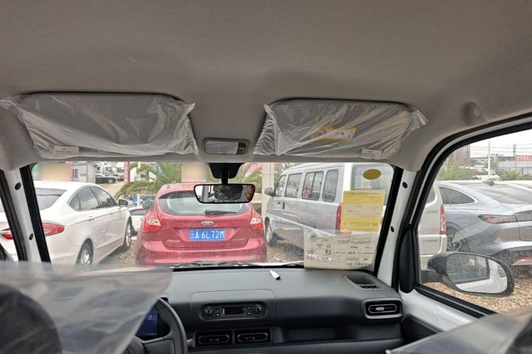 Used Wuling Zhiguang New Energy 2025 Model 305km Ambitious Edition Headliner