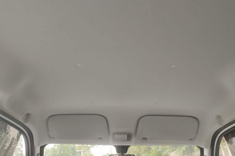 Used Wuling Zhiguang New Energy 2025 Standard Model Headliner