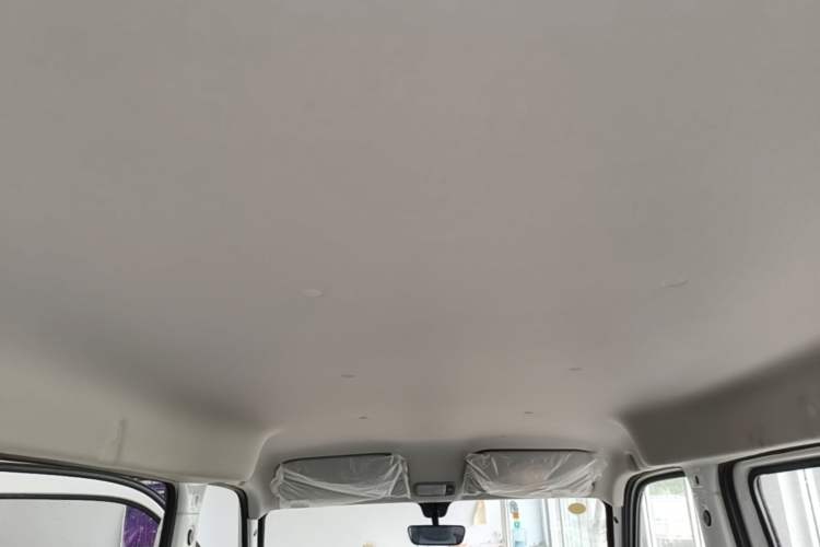 Used Wuling Zhiguang New Energy 2025 Model 305km Ambitious Edition Headliner