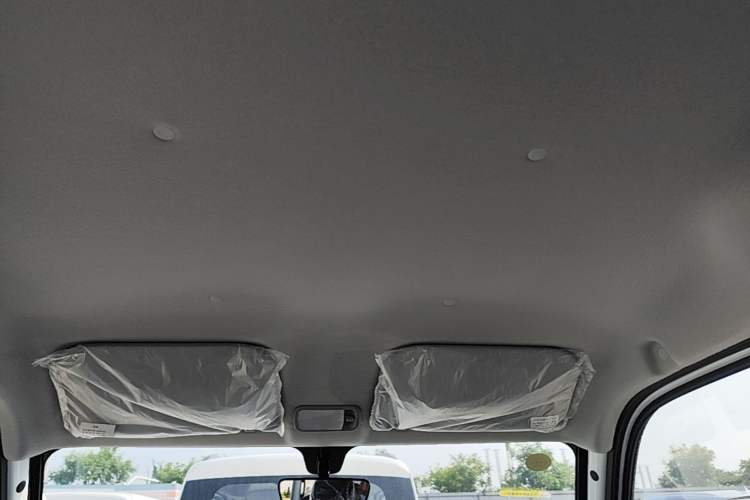 Used Wuling Zhiguang New Energy 2025 Standard Model Headliner