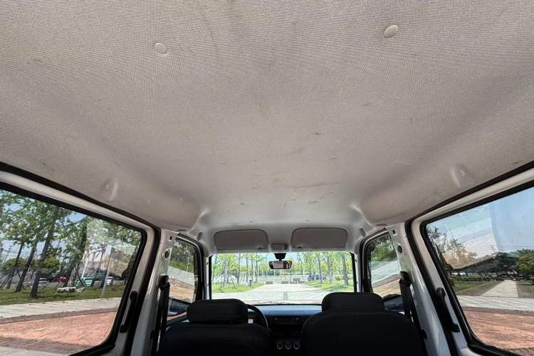 Used Wuling Zhiguang New Energy 2025 Comfort Model Headliner