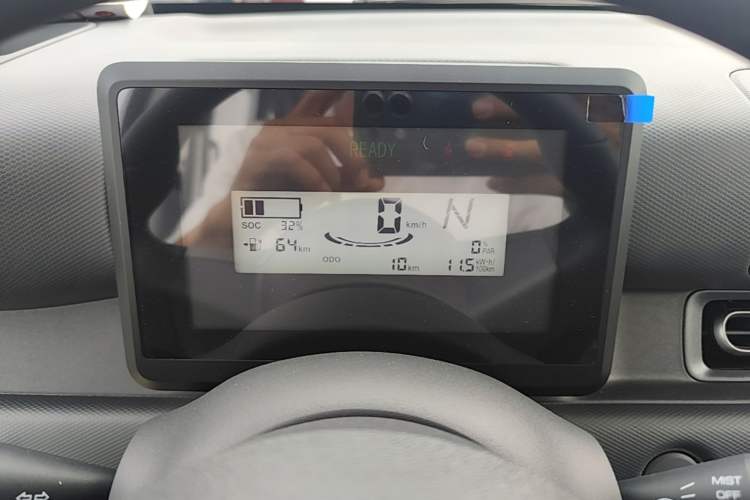 Used Wuling Zhiguang New Energy 2025 Standard Model Instrument Cluster