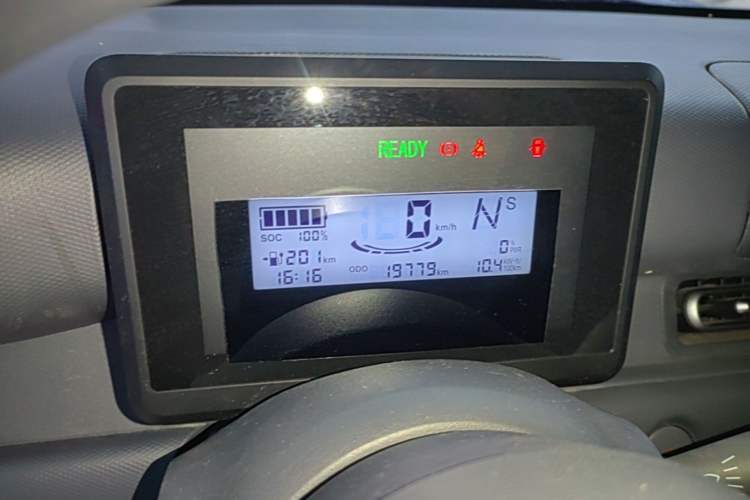 Used Wuling Zhiguang New Energy 2025 Standard Model Instrument Cluster