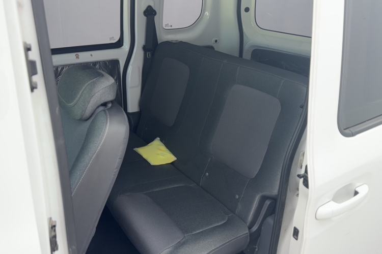 Used Wuling Zhiguang New Energy 2025 Comfort Model Interior 1