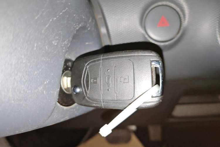 Used Wuling Zhiguang New Energy 2025 Standard Model Interior 1