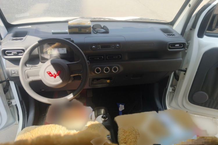 Used Wuling Zhiguang New Energy 2025 Comfort Model Interior 2
