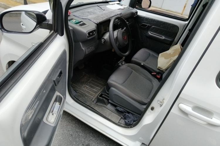Used Wuling Zhiguang New Energy 2025 Comfort Model Interior 3