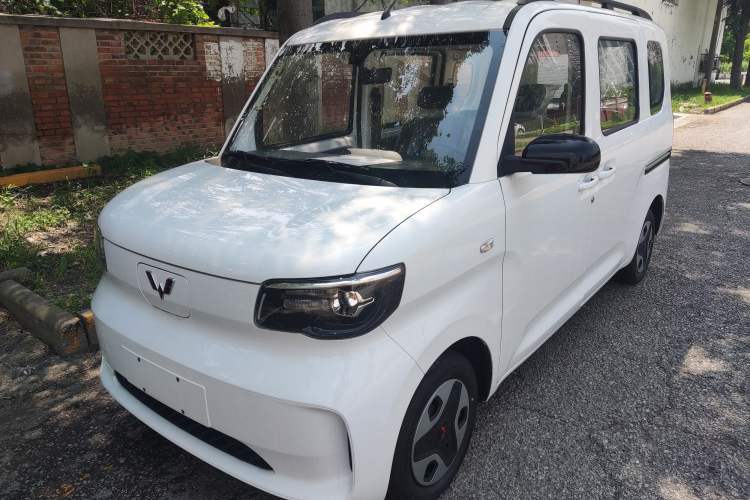 Wuling Zhiguang New Energy 2025 Model 305km Ambitious Edition مستعملة Guazi used car, China used car export, Used car for sale, Used  cars, Cheapest cars for sale