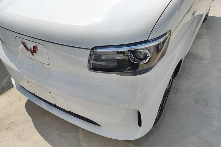 Used Wuling Zhiguang New Energy 2025 Comfort Model Left Front Headlight