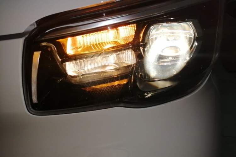 Used Wuling Zhiguang New Energy 2025 Comfort Model Left Front Headlight