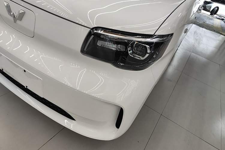 Used Wuling Zhiguang New Energy 2025 Comfort Model Left Front Headlight