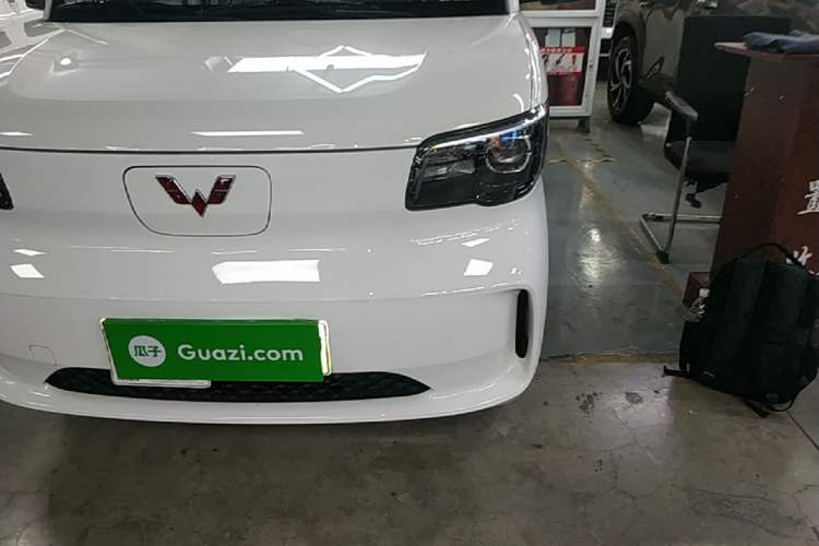 Used Wuling Zhiguang New Energy 2025 Standard Model Left Front Headlight