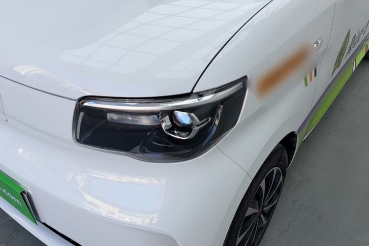 Used Wuling Zhiguang New Energy 2025 Model 305km Ambitious Edition Left Front Headlight