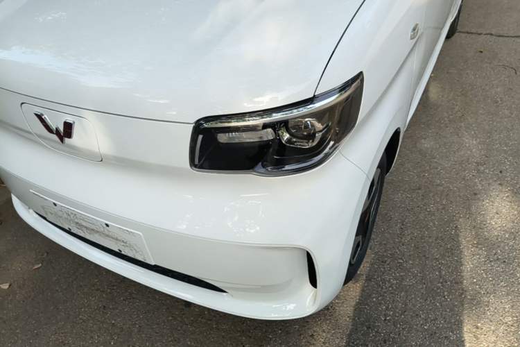 Used Wuling Zhiguang New Energy 2025 Comfort Model Left Front Headlight