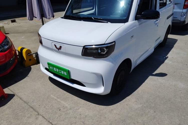 Used Wuling Zhiguang New Energy 2025 Standard Model Left Front Headlight