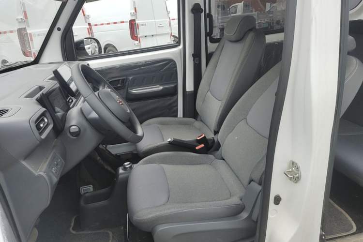 Used Wuling Zhiguang New Energy 2025 Standard Model Left Front Seat