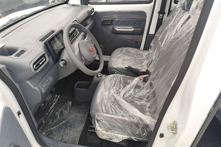 Used Wuling Zhiguang New Energy 2025 Standard Model Left Front Seat