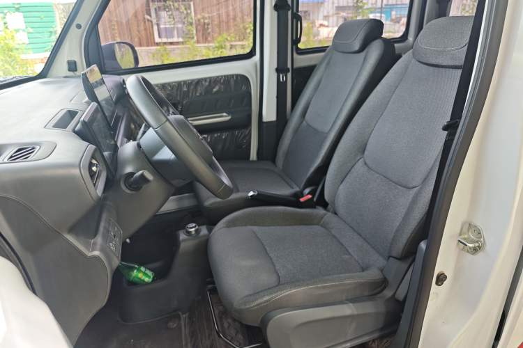 Used Wuling Zhiguang New Energy 2025 Standard Model Left Front Seat