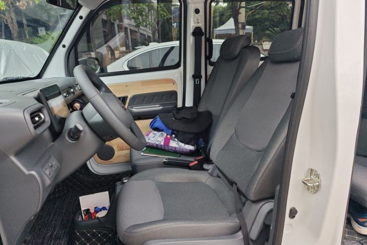 Used Wuling Zhiguang New Energy 2025 Comfort Model Left Front Seat