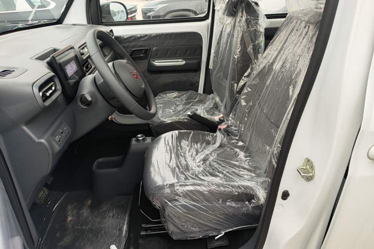 Used Wuling Zhiguang New Energy 2025 Standard Model Left Front Seat