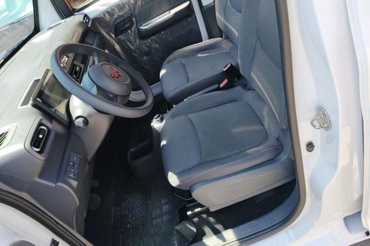 Used Wuling Zhiguang New Energy 2025 Standard Model Left Front Seat