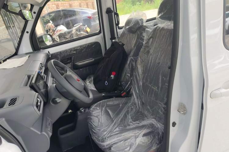 Used Wuling Zhiguang New Energy 2025 Comfort Model Left Front Seat