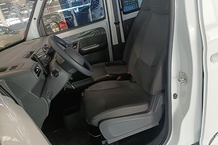 Used Wuling Zhiguang New Energy 2025 Comfort Model Left Front Seat