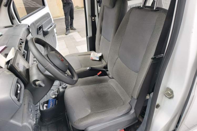 Used Wuling Zhiguang New Energy 2025 Comfort Model Left Front Seat