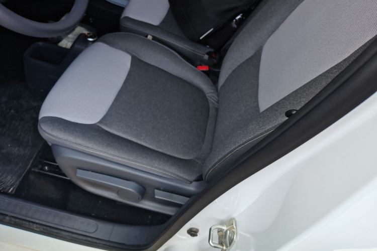 Used Wuling Zhiguang New Energy 2025 Model 305km Ambitious Edition Left Front Seat