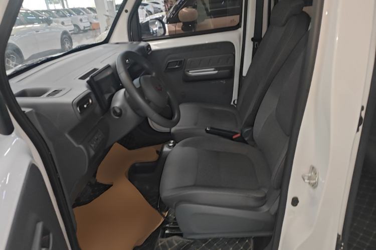 Used Wuling Zhiguang New Energy 2025 Comfort Model Left Front Seat