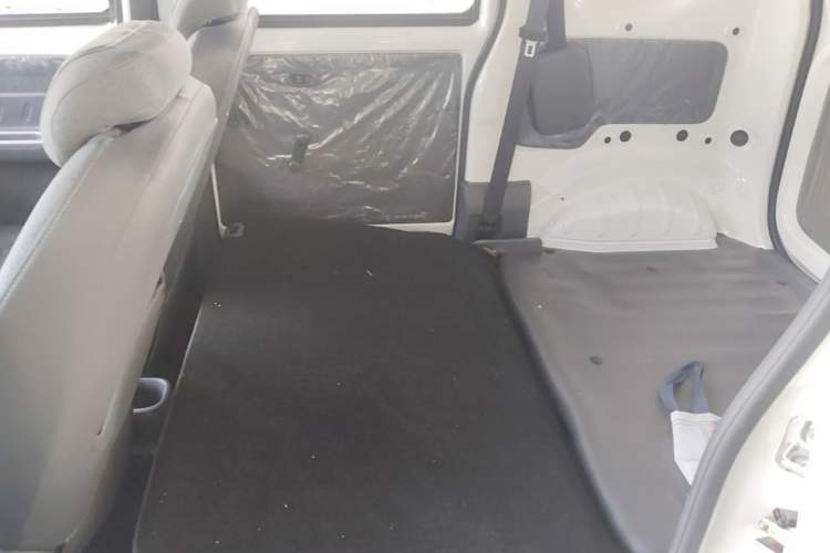 Used Wuling Zhiguang New Energy 2025 Comfort Model Left Rear Seat
