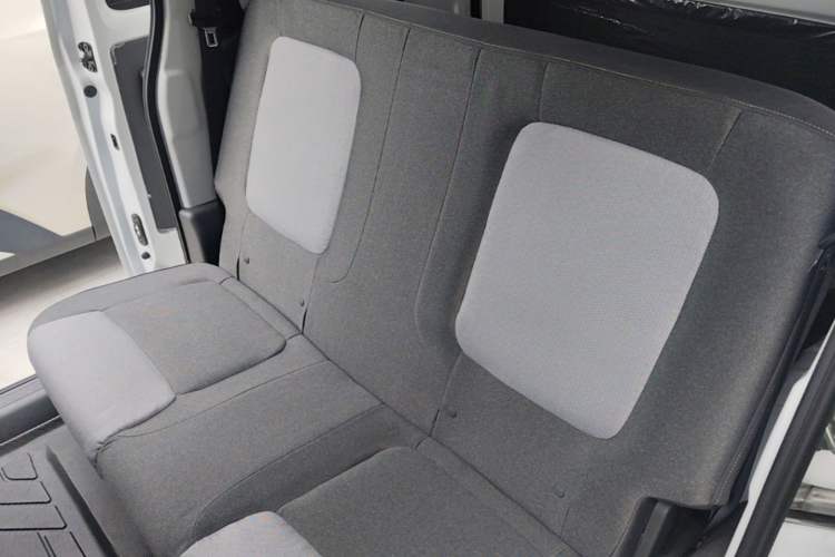 Used Wuling Zhiguang New Energy 2025 Model 305km Ambitious Edition Left Rear Seat