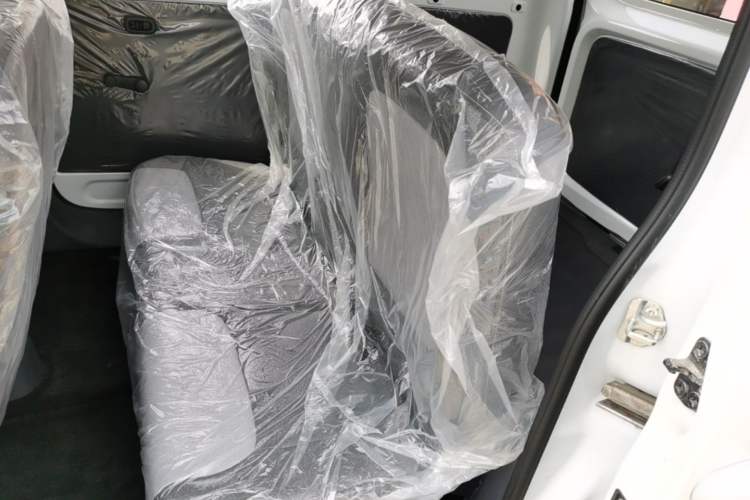 Used Wuling Zhiguang New Energy 2025 Model 305km Ambitious Edition Left Rear Seat