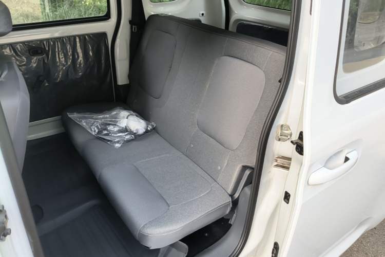 Used Wuling Zhiguang New Energy 2025 Comfort Model Left Rear Seat