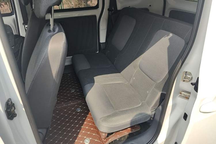 Used Wuling Zhiguang New Energy 2025 Standard Model Left Rear Seat