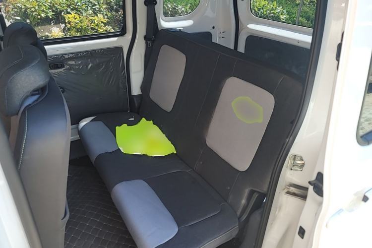 Used Wuling Zhiguang New Energy 2025 Model 305km Ambitious Edition Left Rear Seat