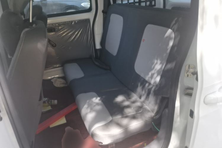 Used Wuling Zhiguang New Energy 2025 Model 305km Ambitious Edition Left Rear Seat