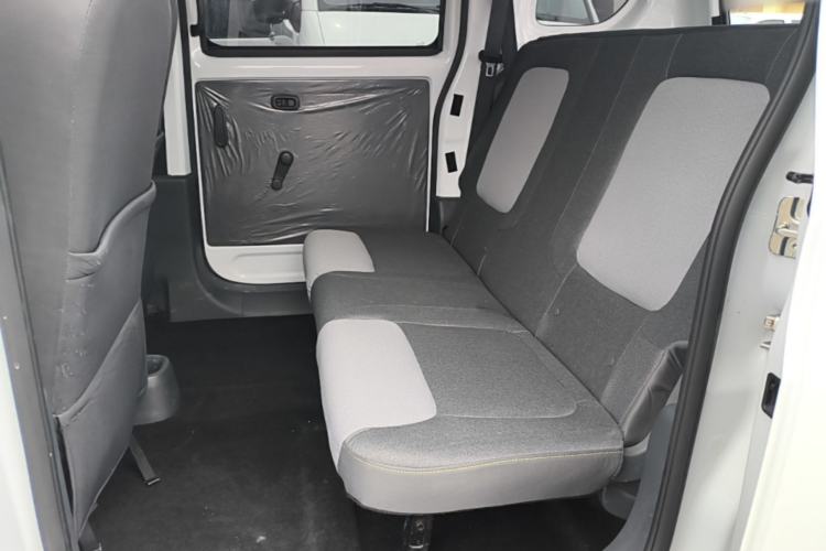 Used Wuling Zhiguang New Energy 2025 Model 305km Ambitious Edition Left Rear Seat