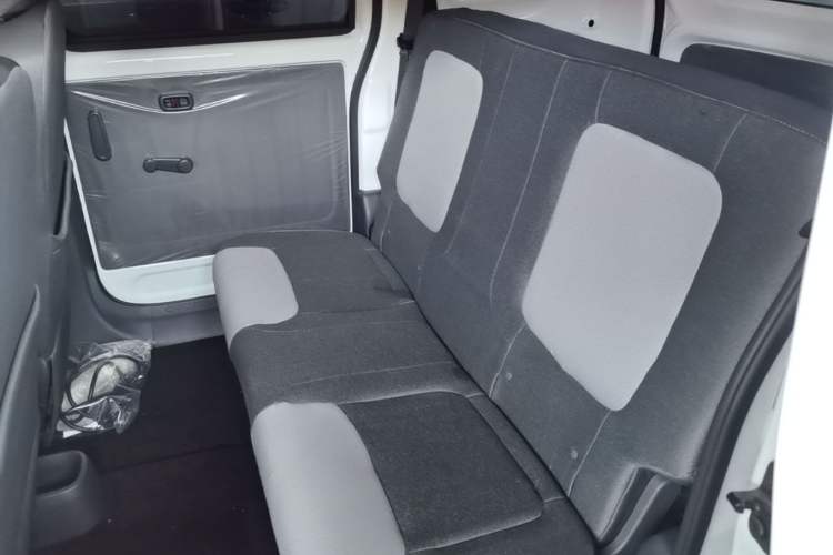 Used Wuling Zhiguang New Energy 2025 Model 305km Ambitious Edition Left Rear Seat